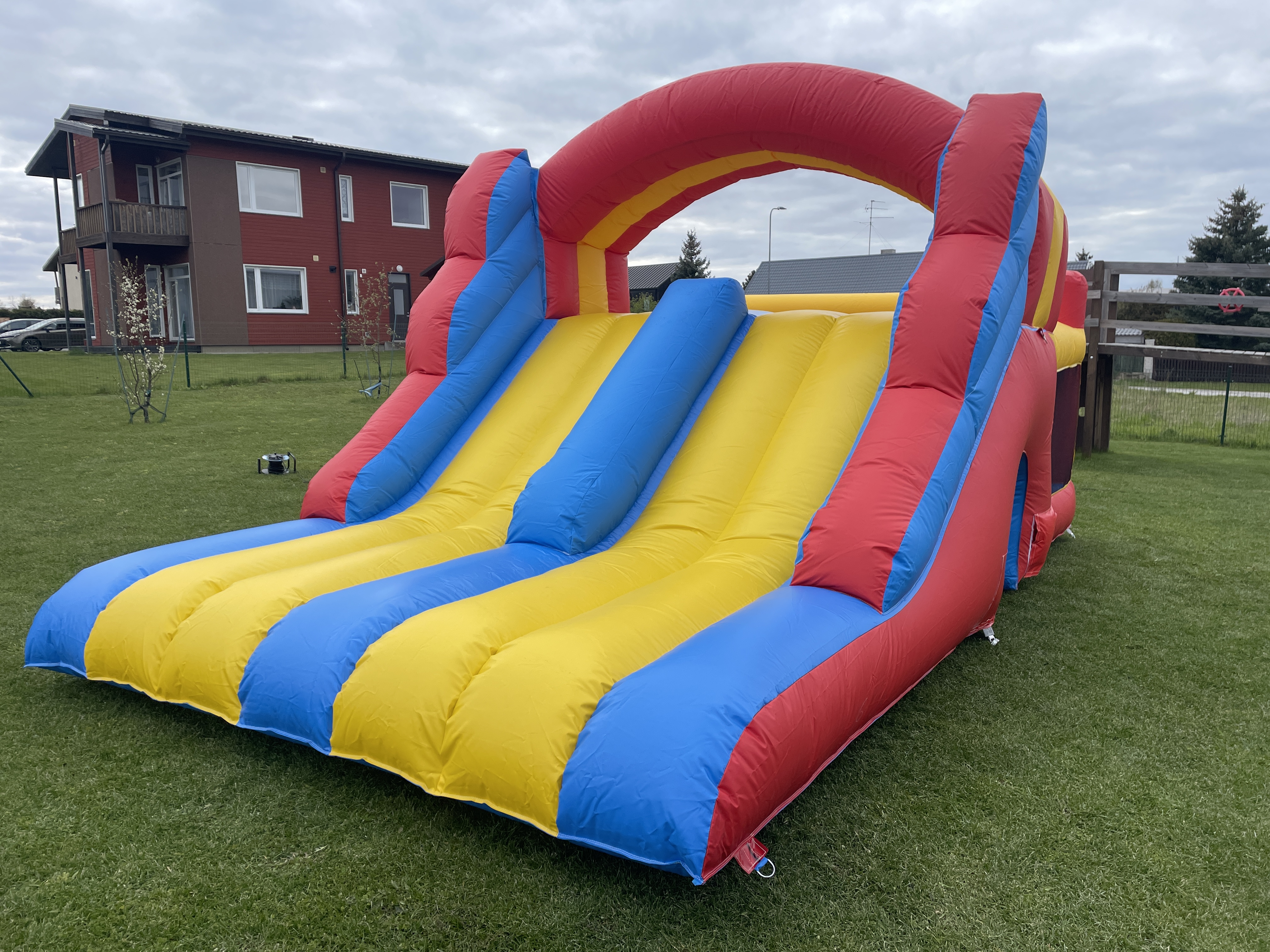 Suure romisseinaga batuudi pilt