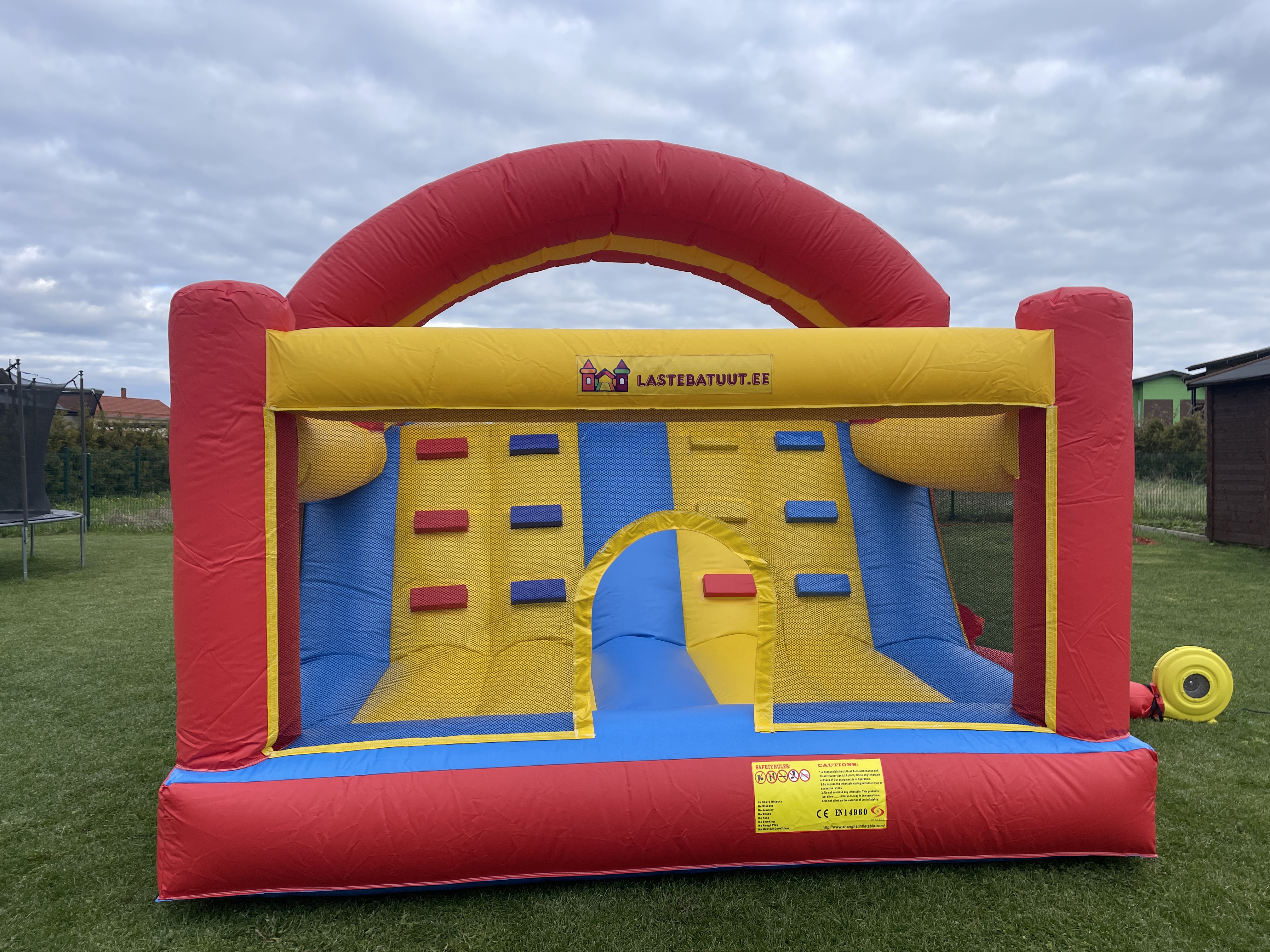 Suure romisseinaga batuudi pilt